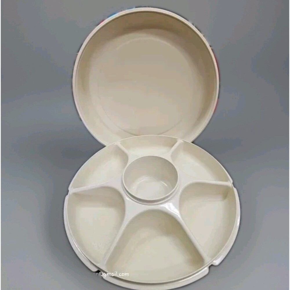 Vintage Tupperware Divided Veggie Fruit & Dip Serving Tray 1665-1 w/ Lid 1666-4